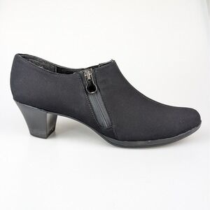 Munro American Black Fabric Ankle Booties Side 10 Zip Kitten Heel Womens Shoes